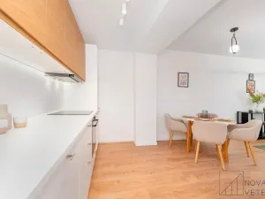 Prodej bytu 4+kk, Praha - Žižkov, Pod lipami, 75 m2