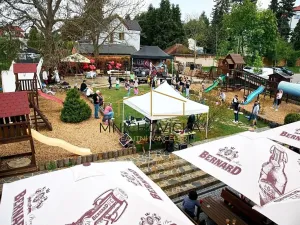 Prodej restaurace, Říčany, Olivova, 909 m2