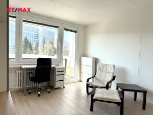 Pronájem bytu 1+kk, Praha - Krč, Hurbanova, 27 m2
