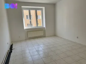 Prodej bytu 3+1, Znojmo, Janáčkova, 88 m2