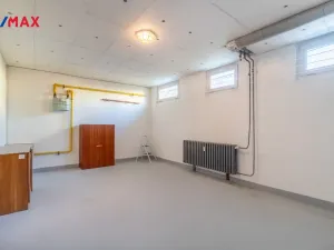 Prodej bytu 3+1, Jesenice, V Lázních, 72 m2