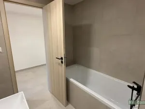 Prodej bytu 2+kk, Praha - Hloubětín, Poděbradská, 59 m2