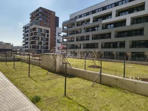 Pronájem bytu 1+kk, Praha - Hloubětín, Poděbradská, 34 m2