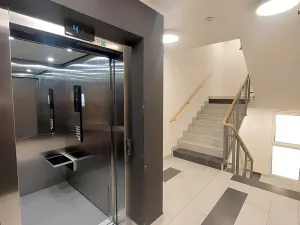 Pronájem bytu 1+kk, Praha - Střížkov, Makedonská, 35 m2