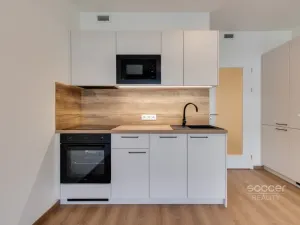 Pronájem bytu 1+kk, Praha - Hloubětín, Poděbradská, 32 m2