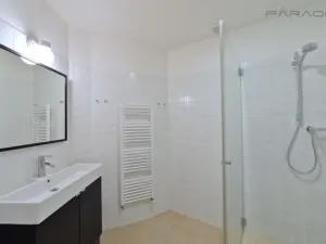 Pronájem bytu 3+kk, Praha - Vinohrady, náměstí Jiřího z Poděbrad, 93 m2