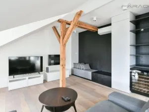 Pronájem bytu 3+kk, Praha - Vinohrady, náměstí Jiřího z Poděbrad, 156 m2