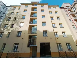 Prodej bytu 1+1, Praha - Žižkov, Žerotínova, 34 m2