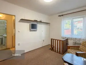 Prodej bytu 2+1, Praha - Dolní Chabry, Bolebořská, 47 m2