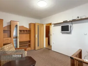 Prodej bytu 2+1, Praha - Dolní Chabry, Bolebořská, 47 m2