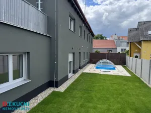 Prodej bytu 4+kk, Praha - Lochkov, K Lahovské, 99 m2