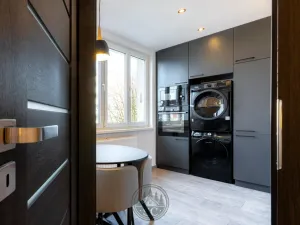 Prodej bytu 2+1, Sokolov, Švabinského, 59 m2