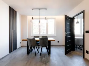 Prodej bytu 2+1, Sokolov, Švabinského, 59 m2