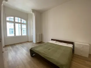 Pronájem bytu 2+1, Karlovy Vary, Koptova, 76 m2