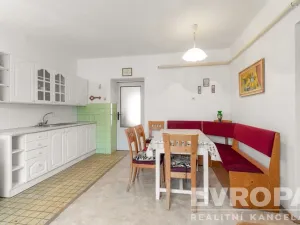 Prodej rodinného domu, Kunžak, okres jindřichův hradec, 250 m2