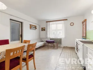 Prodej rodinného domu, Kunžak, okres jindřichův hradec, 250 m2