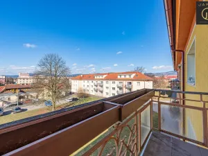 Prodej bytu 2+1, Ostrov, Klicperova, 77 m2