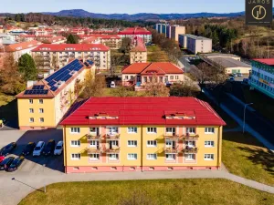 Prodej bytu 2+1, Ostrov, Klicperova, 77 m2