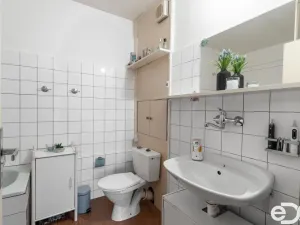 Pronájem bytu 2+kk, Praha, U pramene, 49 m2