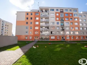 Pronájem bytu 2+kk, Praha, U pramene, 49 m2