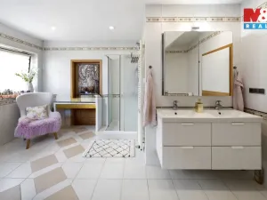 Prodej rodinného domu, Dyje, 224 m2