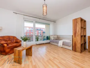 Prodej bytu 1+kk, Hostivice, Žitná, 31 m2