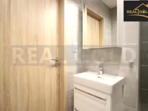 Pronájem bytu 2+1, Třebíč, Obránců míru, 54 m2