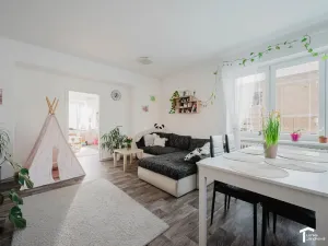 Prodej rodinného domu, Pardubice - Doubravice, 390 m2