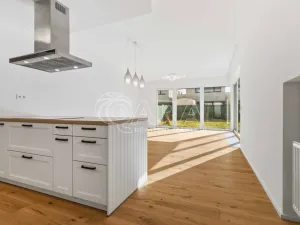 Prodej rodinného domu, Praha - Čakovice, Kurta Hubera, 136 m2