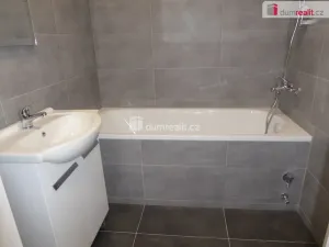 Prodej bytu 3+1, Liberec - Liberec VI-Rochlice, Na Jezírku, 70 m2