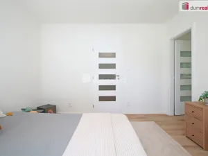 Prodej bytu 3+1, Liberec - Liberec VI-Rochlice, Na Jezírku, 70 m2