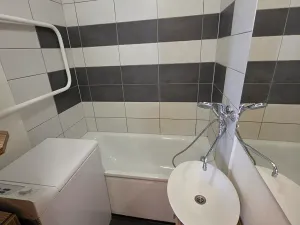 Prodej bytu 3+1, Hradec Králové, Vachkova, 63 m2