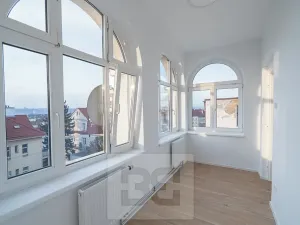 Pronájem bytu 3+1, Praha - Libeň, Na stráži, 110 m2