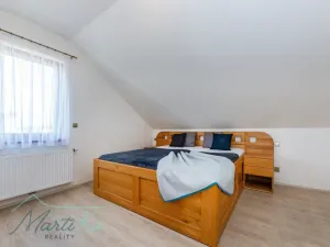 Prodej rodinného domu, Hostivice, Liliová, 392 m2