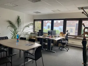 Pronájem kanceláře, Praha - Hradčany, Milady Horákové, 191 m2