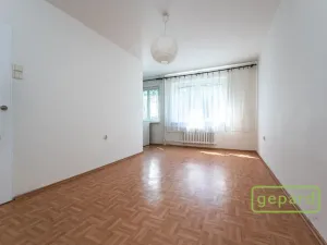Pronájem bytu 1+1, Praha, Svojšovická, 28 m2