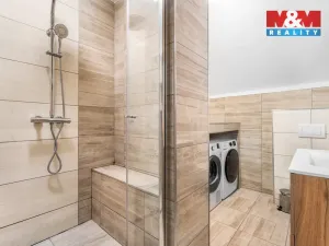 Prodej rodinného domu, Očihov, 280 m2