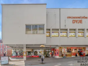 Pronájem obchodního prostoru, Znojmo, Obroková, 180 m2
