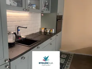 Pronájem bytu 2+kk, Praha - Vršovice, Archangelská, 59 m2
