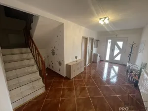 Pronájem rodinného domu, Přítluky, 260 m2