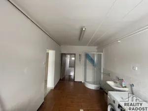 Pronájem rodinného domu, Přítluky, 260 m2