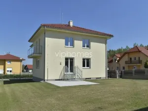 Pronájem vily, Průhonice, Pod Valem II., 335 m2