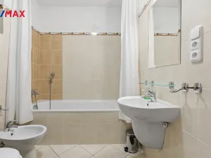 Prodej rodinného domu, Karlovy Vary, Slovenská, 137 m2