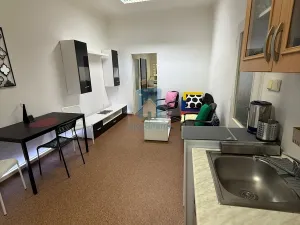 Pronájem bytu 2+kk, Plzeň, Koterovská, 70 m2