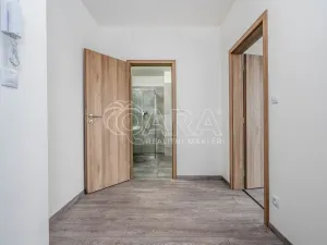 Prodej bytu 2+kk, Praha - Hlubočepy, Ke Smíchovu, 47 m2