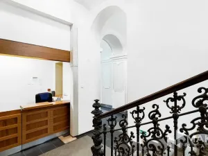 Pronájem kanceláře, Praha - Nové Město, Karlovo náměstí, 45 m2