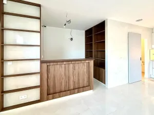 Prodej obchodního prostoru, Praha - Karlín, Za Karlínským přístavem, 73 m2