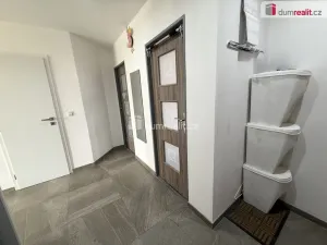 Prodej bytu 3+kk, Štětí, Obchodní, 72 m2