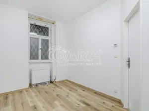 Pronájem bytu 3+1, Praha, Dalimilova, 82 m2