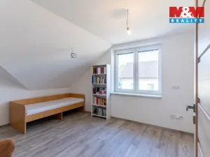 Prodej rodinného domu, Okrouhlá, 222 m2